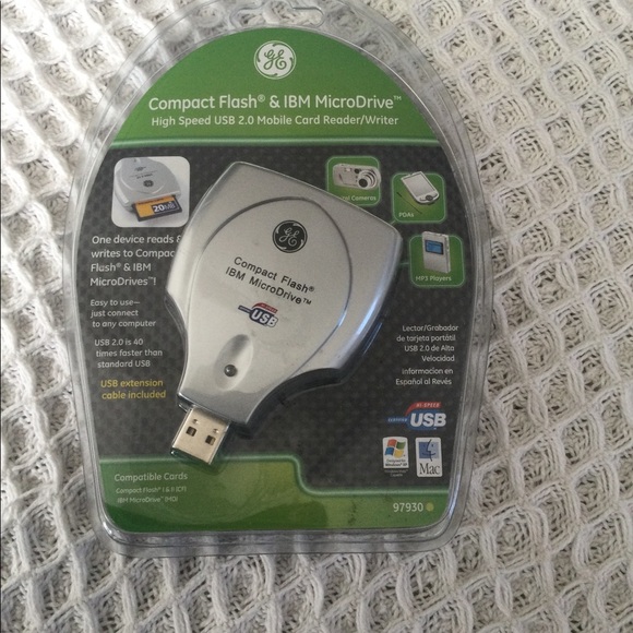 USB 2.0 compact flash and IBM Microdrive card reader/ writer - Picture 1 of 2